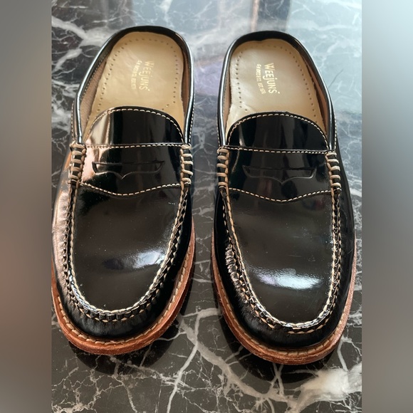 WEEJUNS G.H BASS PATENT LEATHER SHOES - Picture 2 of 5